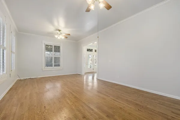 $2,400 | 205 South Rio Grande Street, Lockhart, TX 78644