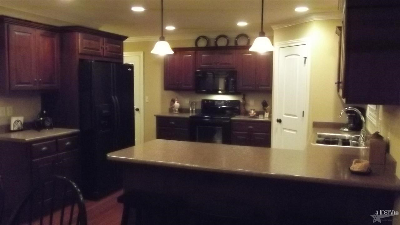 2462 Tiger Trail Decatur, IN 46733 - Photo 4 of 21