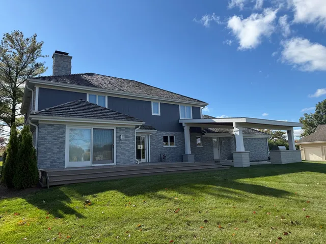 $5,300 | 551 83rd Street, Burr Ridge, IL 60527