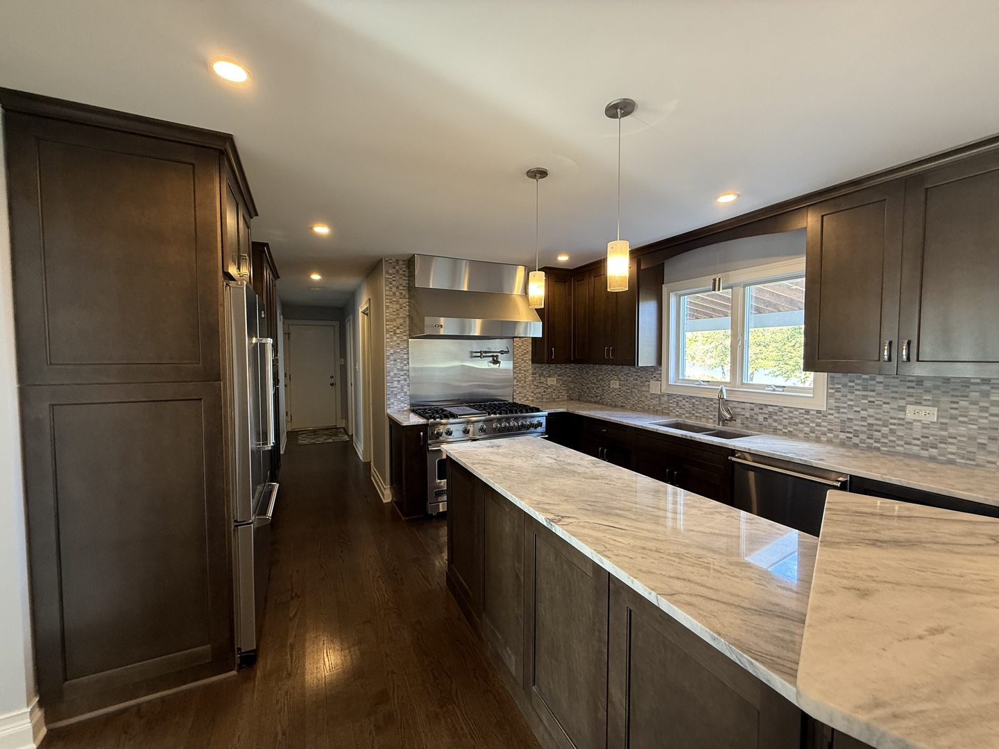 551 83rd Street Burr Ridge, IL 60527 - Photo 9 of 40