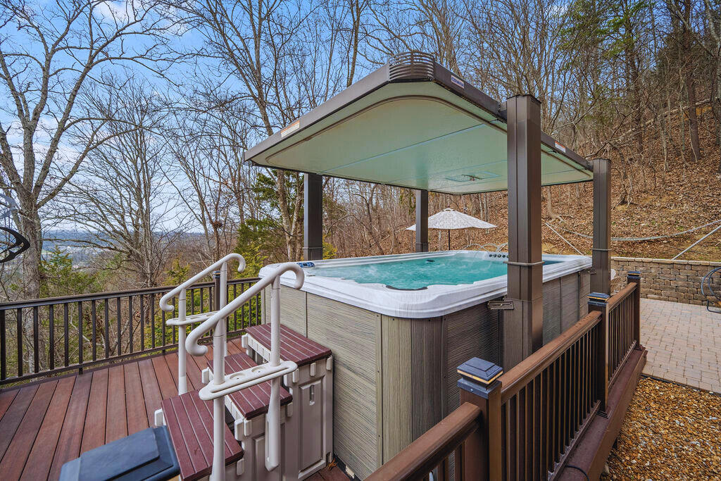 9954 Frost Ridge Drive Ooltewah, TN 37363 - Photo 39 of 102 5a55b078-d079-4c90-af92-eb20940f408a