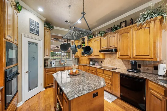 $659,900 | 3600 Doris Walker Trail, Burleson, TX 76028