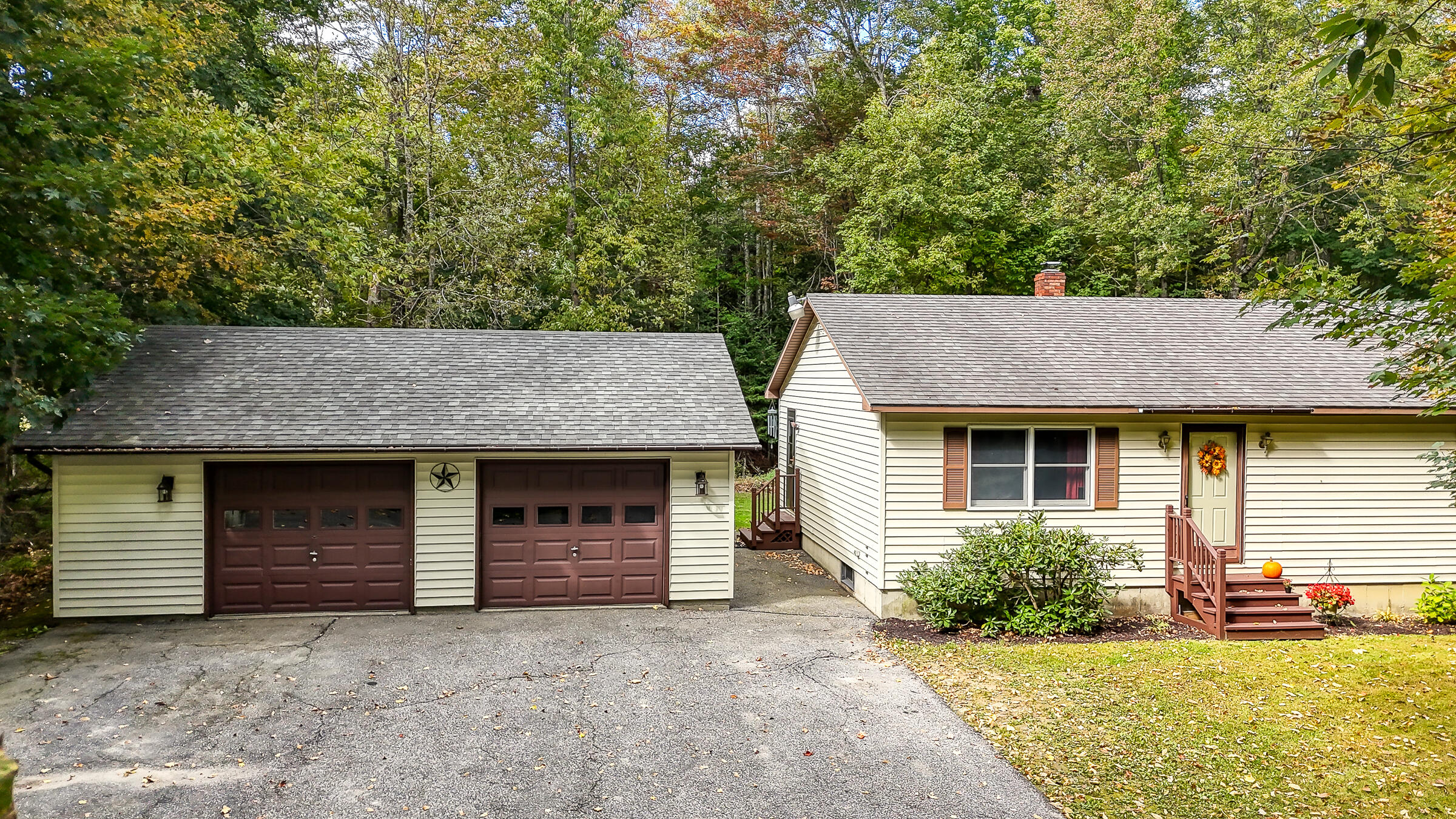 101 Oakland Road Fairfield, ME 04937 - Photo 3 of 27 109735ae-104