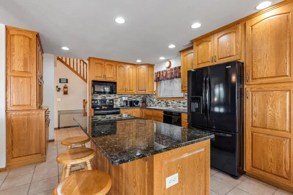 $789,900 | 300 South Marina Drive, Brownsville, MN 55919