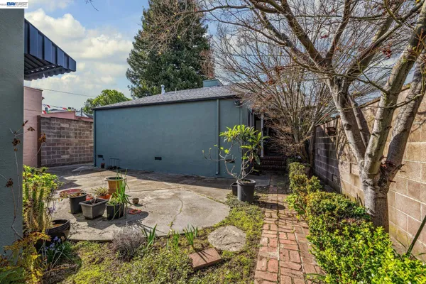 $1,550,000 | 2242 Santa Clara Avenue, Alameda, CA 94501