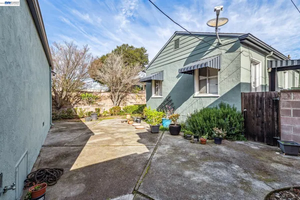 $1,550,000 | 2242 Santa Clara Avenue, Alameda, CA 94501