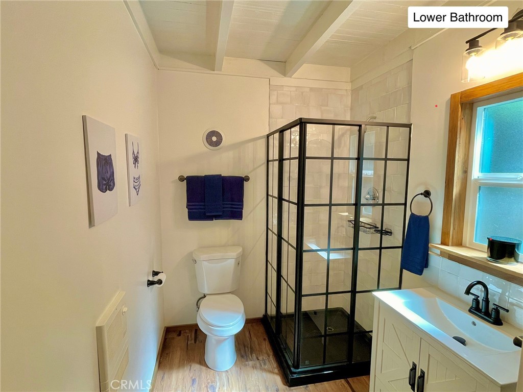 269 Hillside Road Lake Arrowhead, CA 92352 - Photo 4 of 41