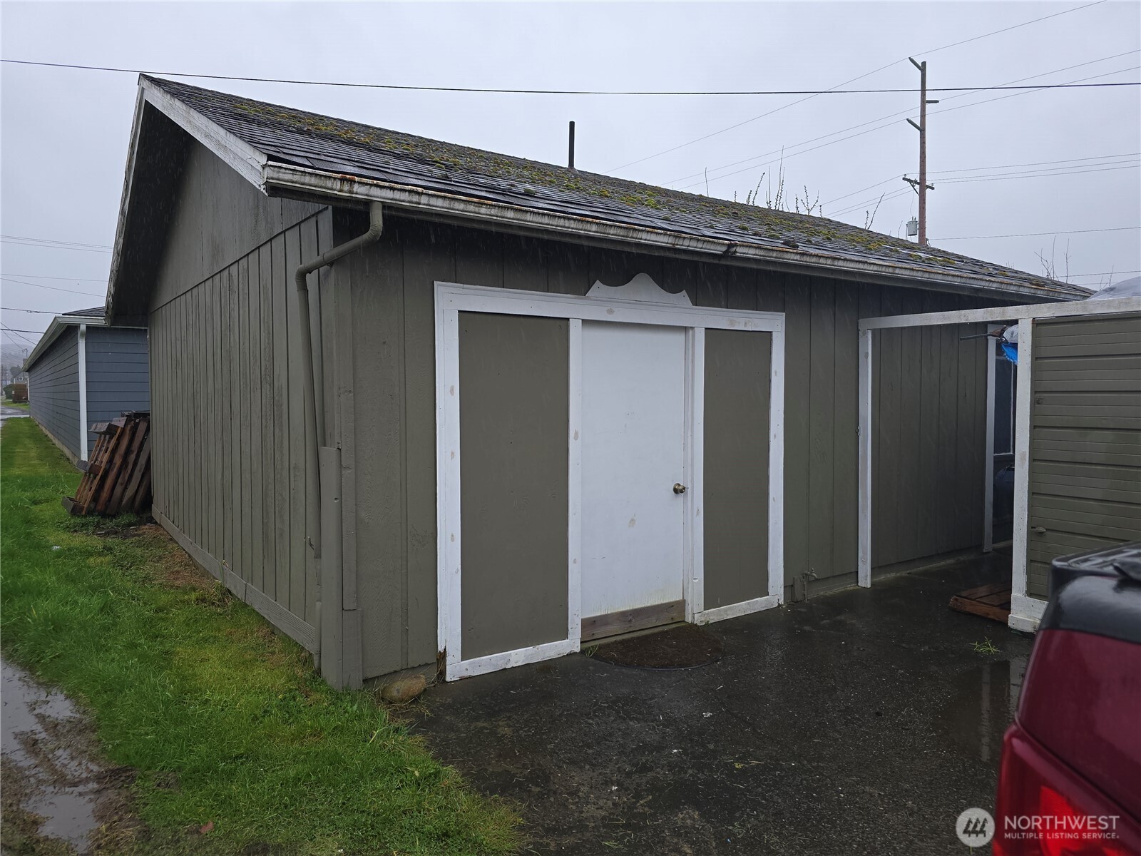 117 J Street Cosmopolis, WA 98537 - Photo 29 of 33 a backyard of a house