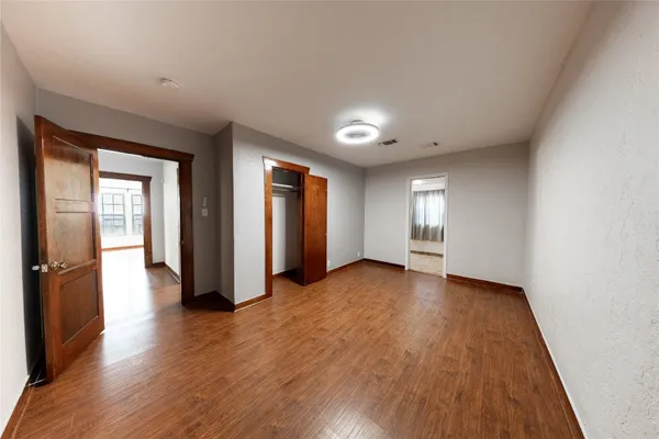 $2,100 | 1229 West 21st Street, Houston, TX 77008
