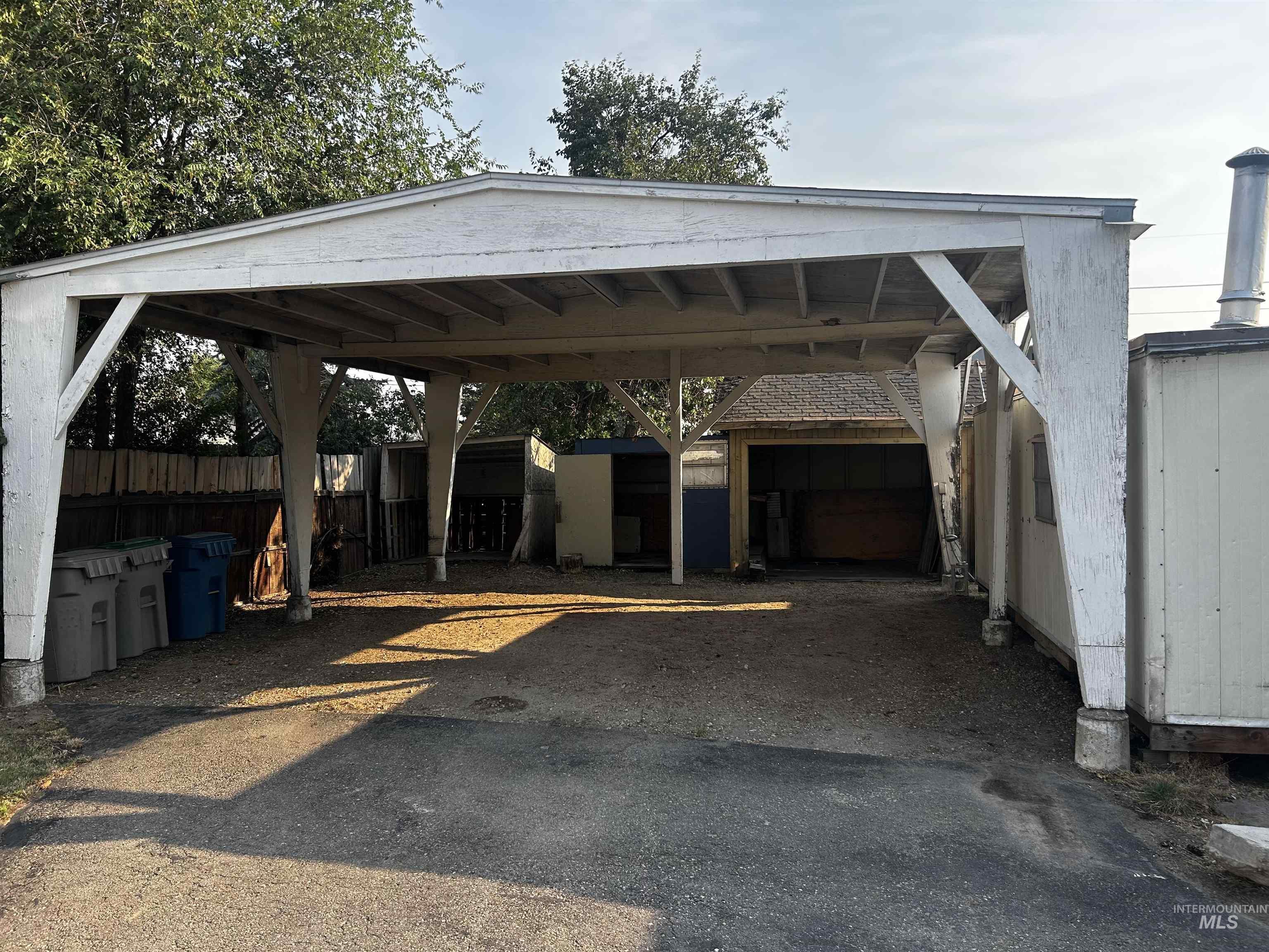 Carport structure providing covered parking