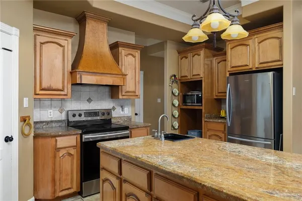 $795,000 | 2914 Horizon Trail, Edinburg, TX 78541