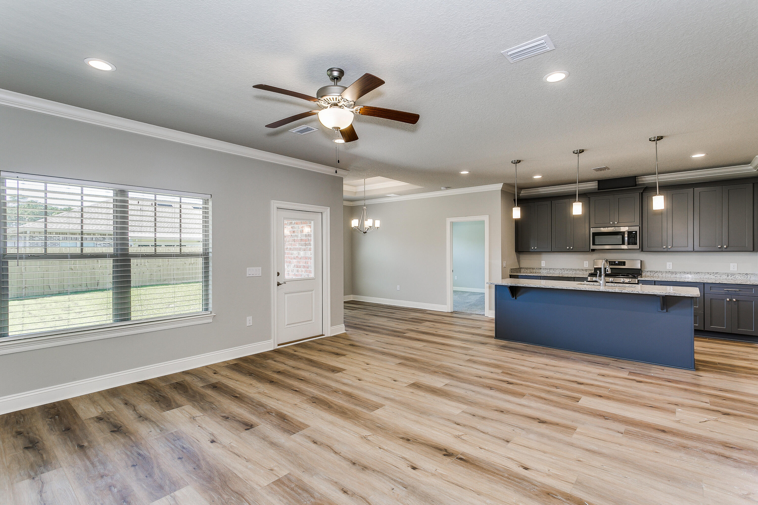 6707 Rocky Shores Road Milton, FL 32583 - Photo 4 of 44 Family Room-Kitchen