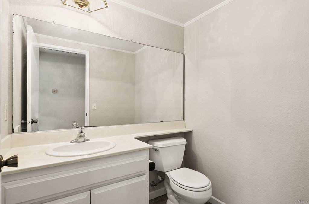 6989 Carnation Drive Carlsbad, CA 92011 - Photo 16 of 37