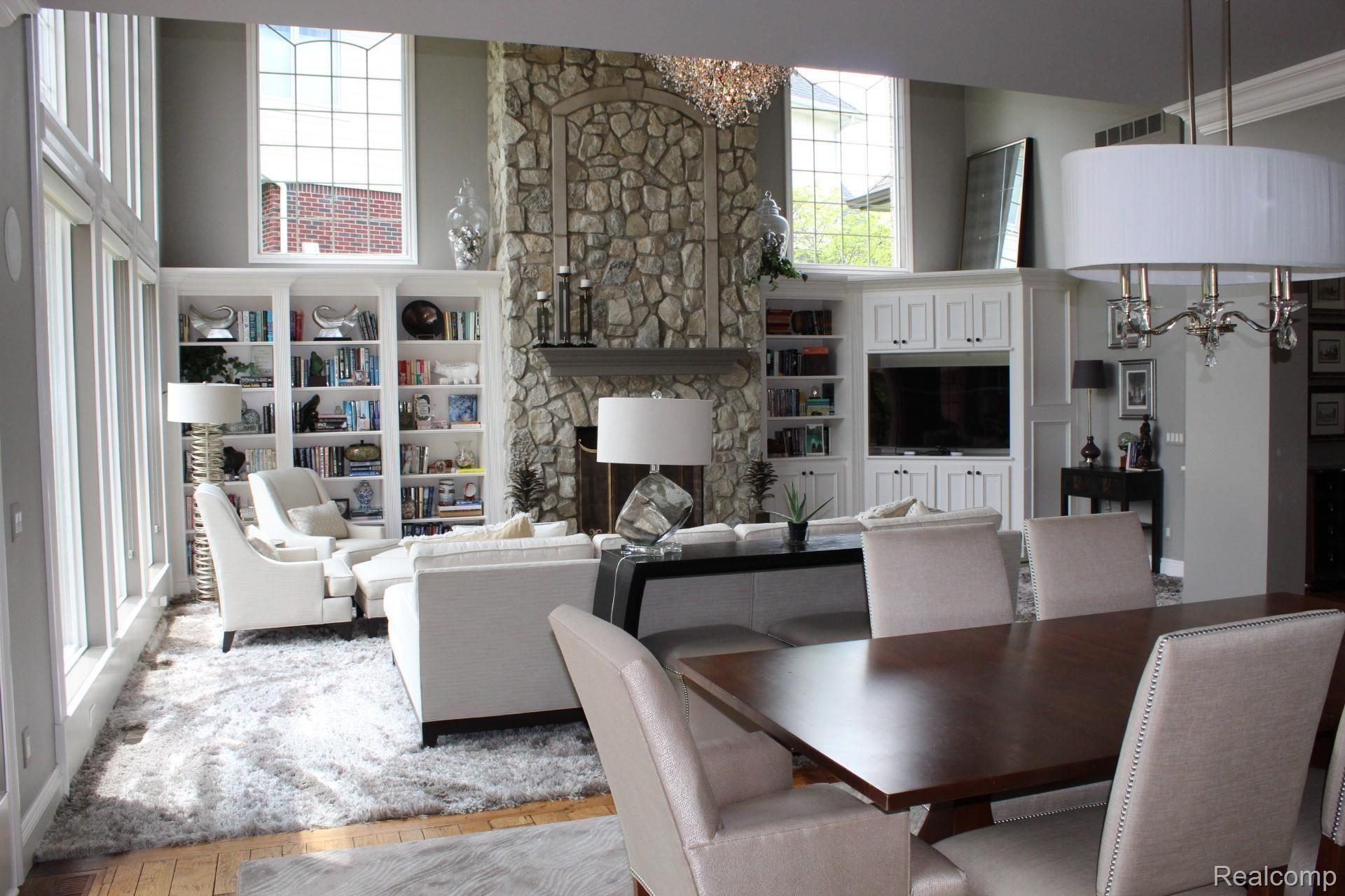 4588 Oakhurst Ridge Road Clarkston, MI 48348 - Photo 28 of 76 Great Room - Dining Room.JPG