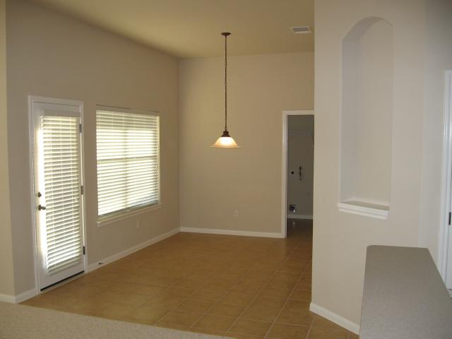 913 Rochester Castle Way Pflugerville, TX 78660 - Photo 5 of 5
