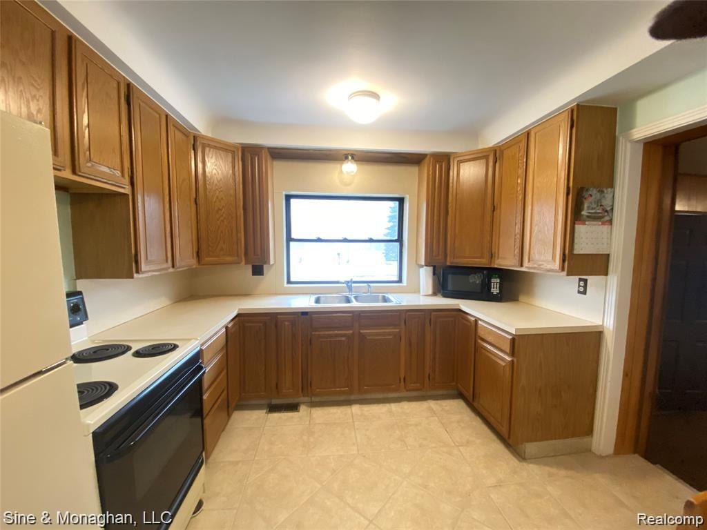 53139 Fairchild Road Chesterfield, MI 48051 - Photo 12 of 43