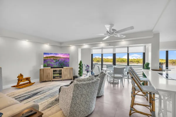 $2,999 | 3200 North Ocean Drive, Unit 203, Hollywood, FL 33019