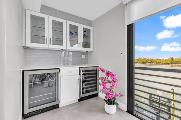 $2,999 | 3200 North Ocean Drive, Unit 203, Hollywood, FL 33019