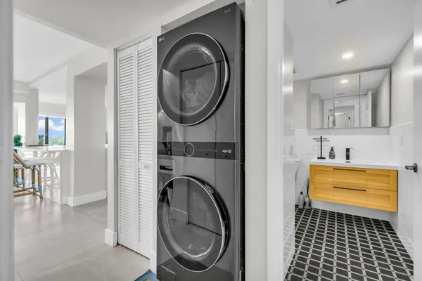 $2,999 | 3200 North Ocean Drive, Unit 203, Hollywood, FL 33019