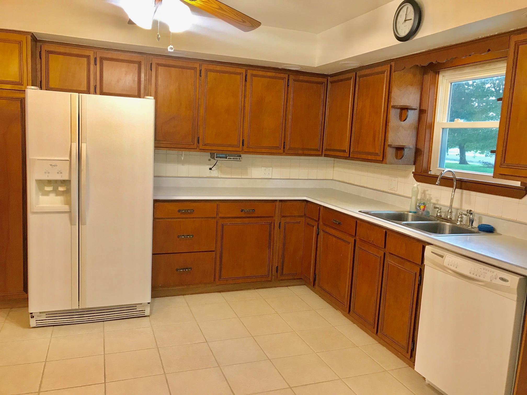 4503 Yoder Road Yoder, IN 46798 - Photo 5 of 30