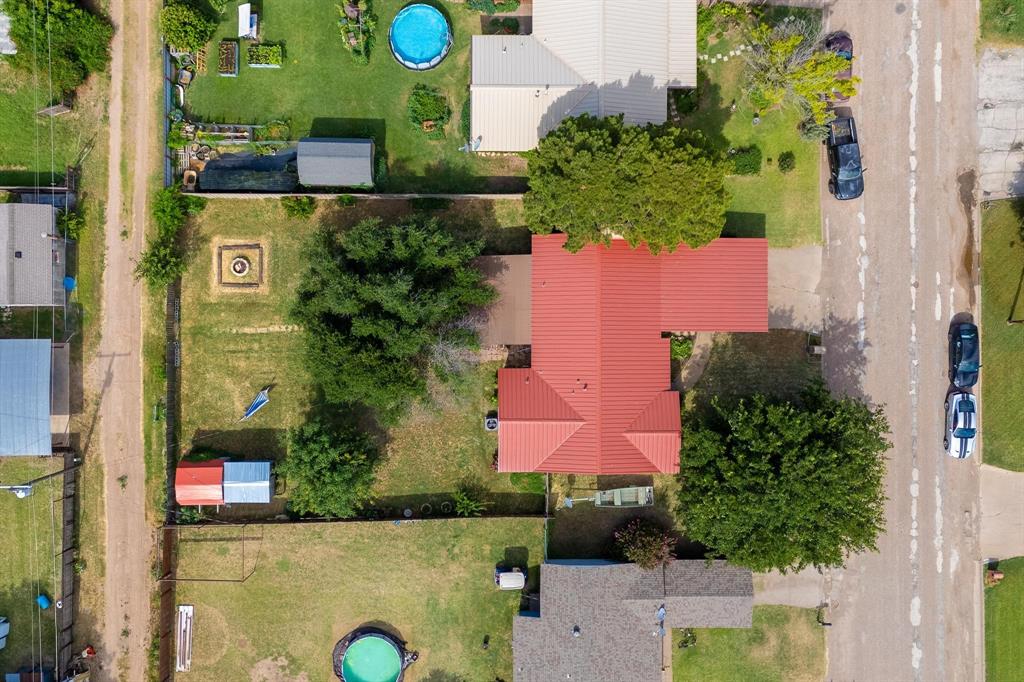 1017 Northwest 2nd Street Hamlin, TX 79520 - Photo 27 of 29 an aerial view of a house