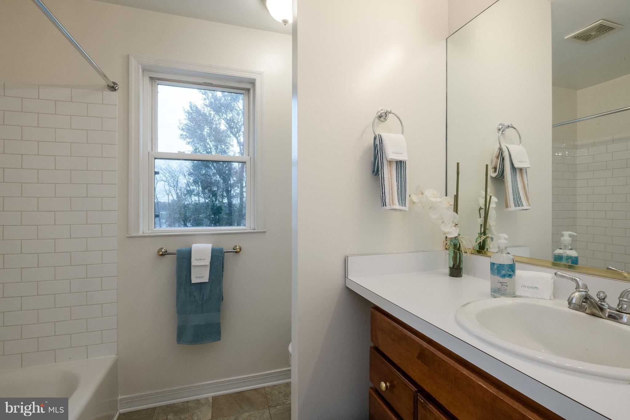 124 Chews Manor Road Stevensville, MD 21666 - Photo 27 of 30 Full hall bathroom with separate vanities