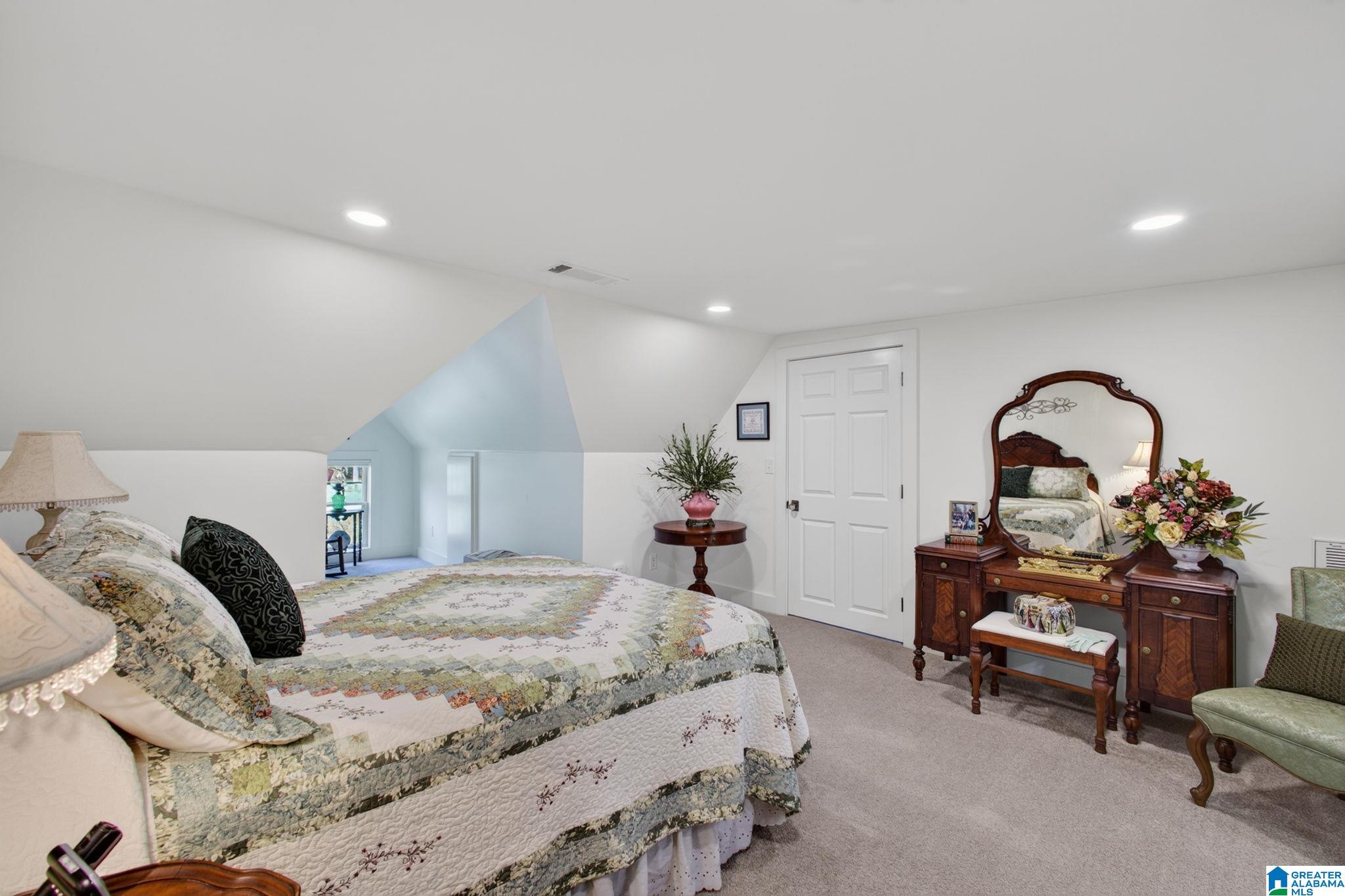 400 5th Street South Clanton, AL 35045 - Photo 10 of 45