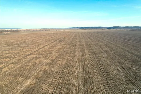 $1 | 1 North Hillview-Eldred Road, Hillview, IL 62050