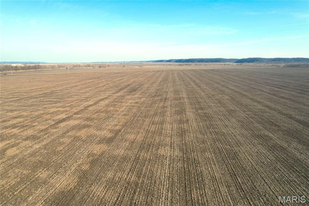 1 North Hillview-Eldred Road Hillview, IL 62050 - Photo 11 of 31