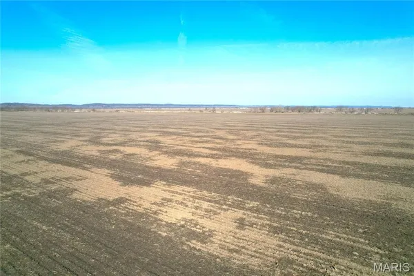 $1 | 1 North Hillview-Eldred Road, Hillview, IL 62050