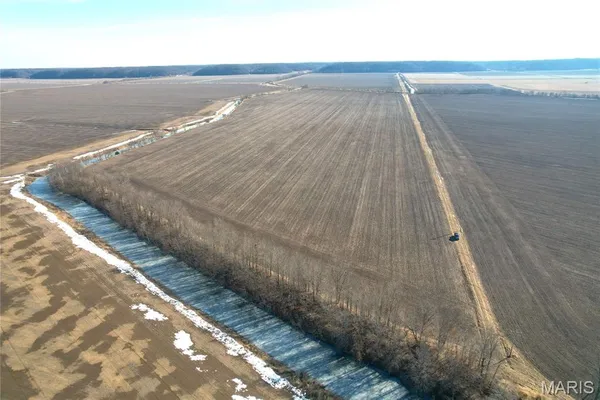 $1 | 1 North Hillview-Eldred Road, Hillview, IL 62050