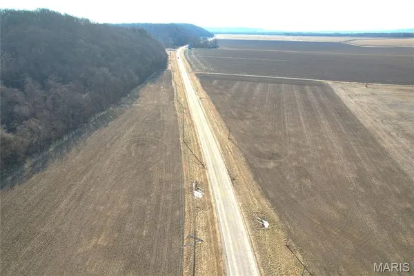 $1 | 1 North Hillview-Eldred Road, Hillview, IL 62050