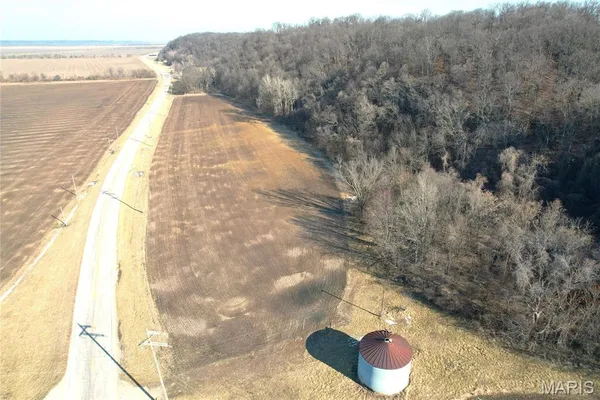 $1 | 1 North Hillview-Eldred Road, Hillview, IL 62050