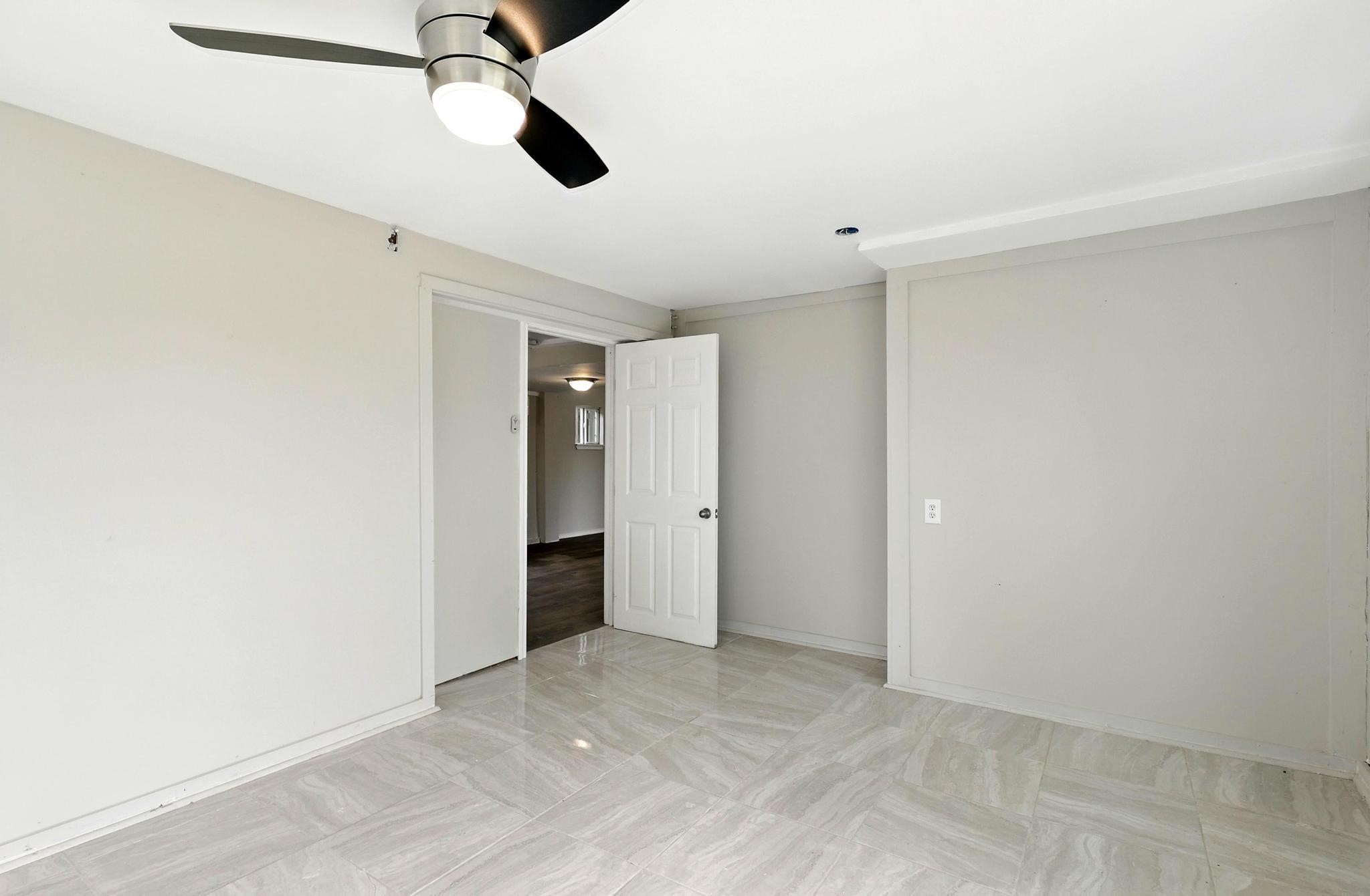 307 Shepard Lane Brenham, TX 77833 - Photo 25 of 47 a view of an empty room