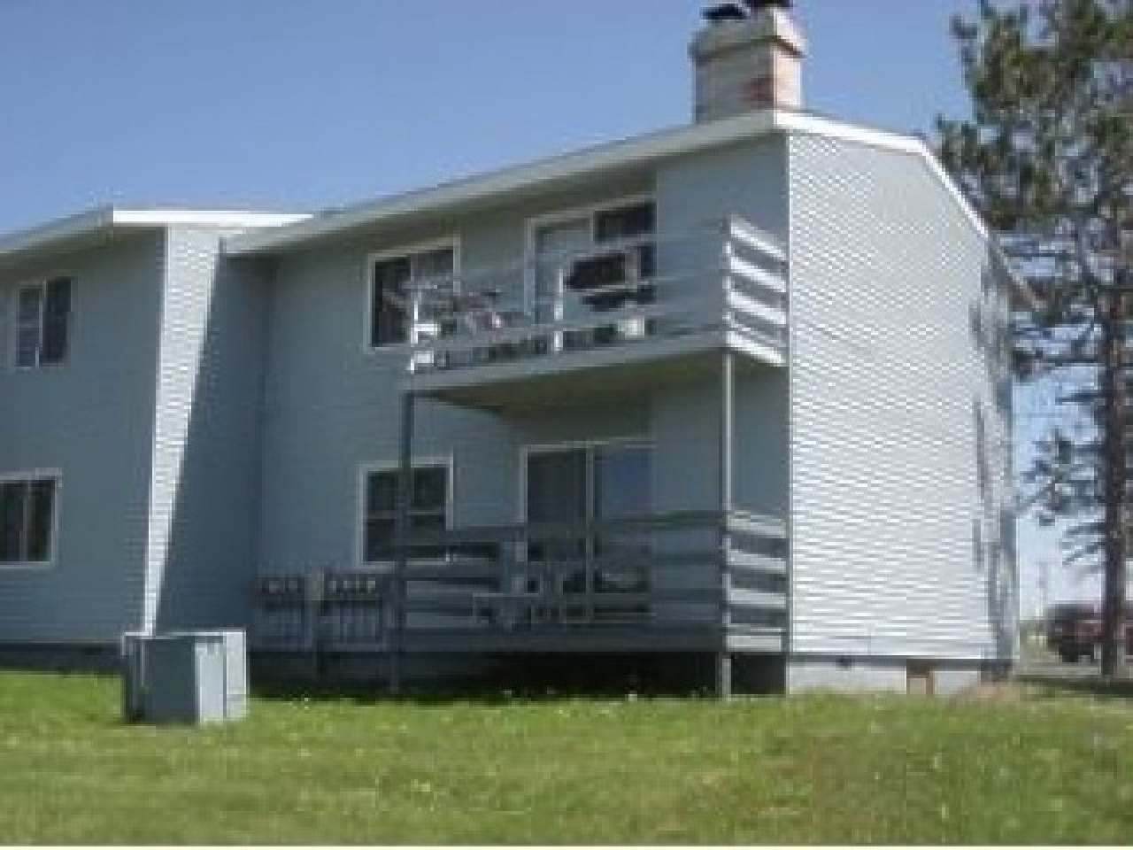 8 La Rue Court Hurley, WI 54534 - Photo 1 of 18 Gallery Image 1