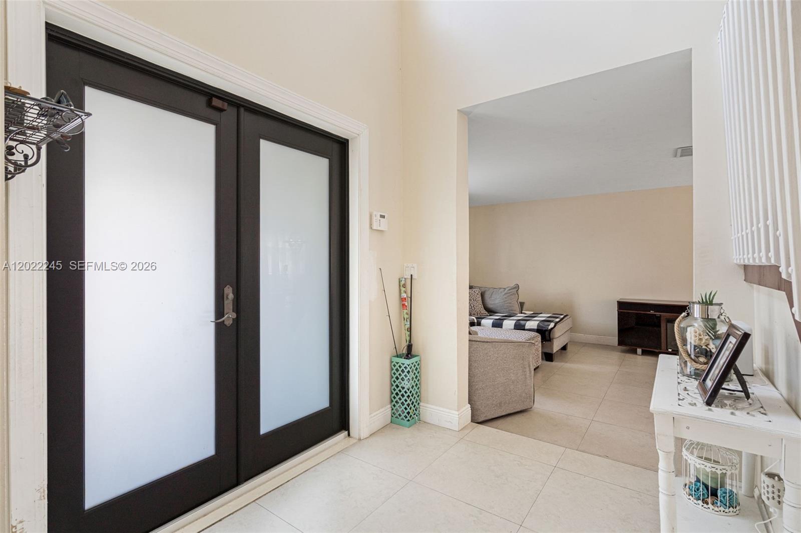 15530 Southwest 59th Street Miami, FL 33193 - Photo 6 of 58