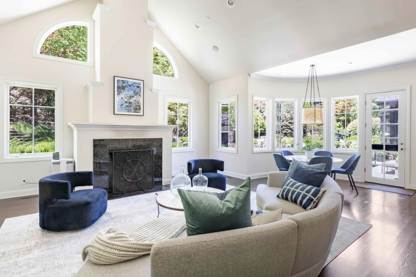 160 Phillip Road Woodside, CA 94062 - Photo 9 of 50 Gallery Image 9