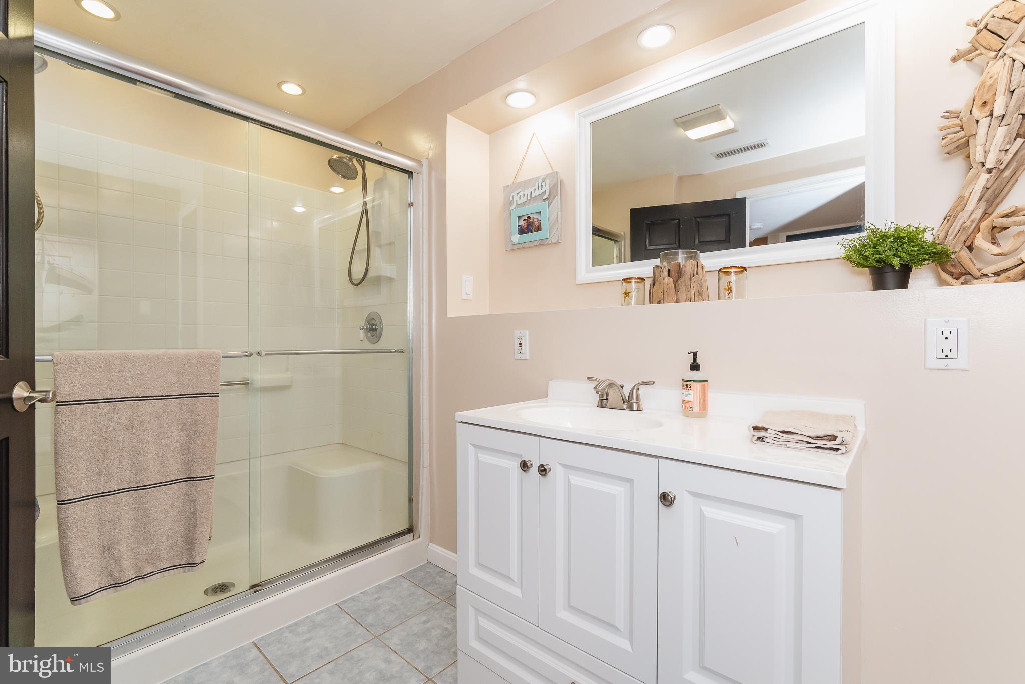 302 Liberty Road Baltimore, MD 21221 - Photo 31 of 51 Bath Lower
