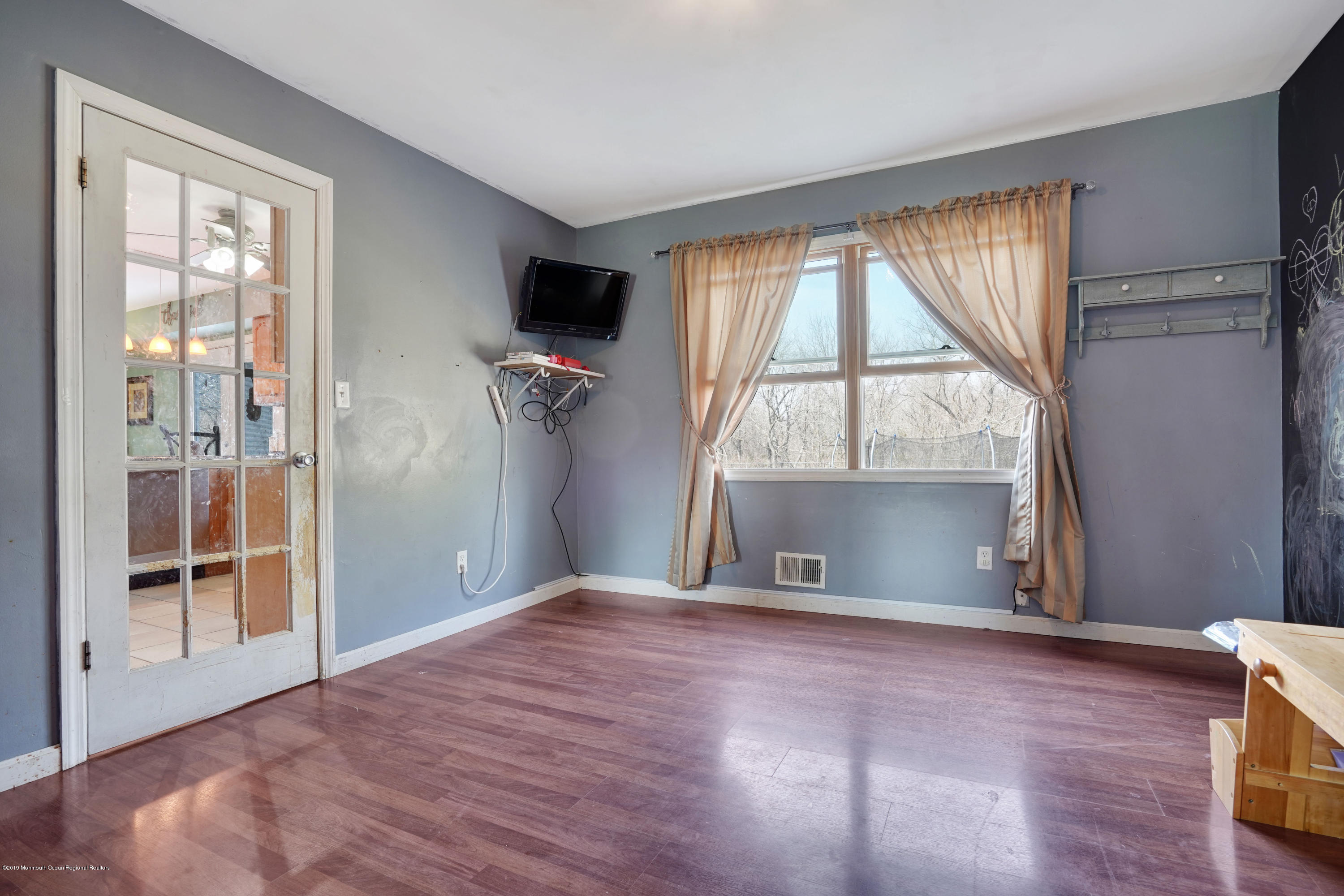 45 Driftway Road Howell, NJ 07731 - Photo 3 of 17 Dining room