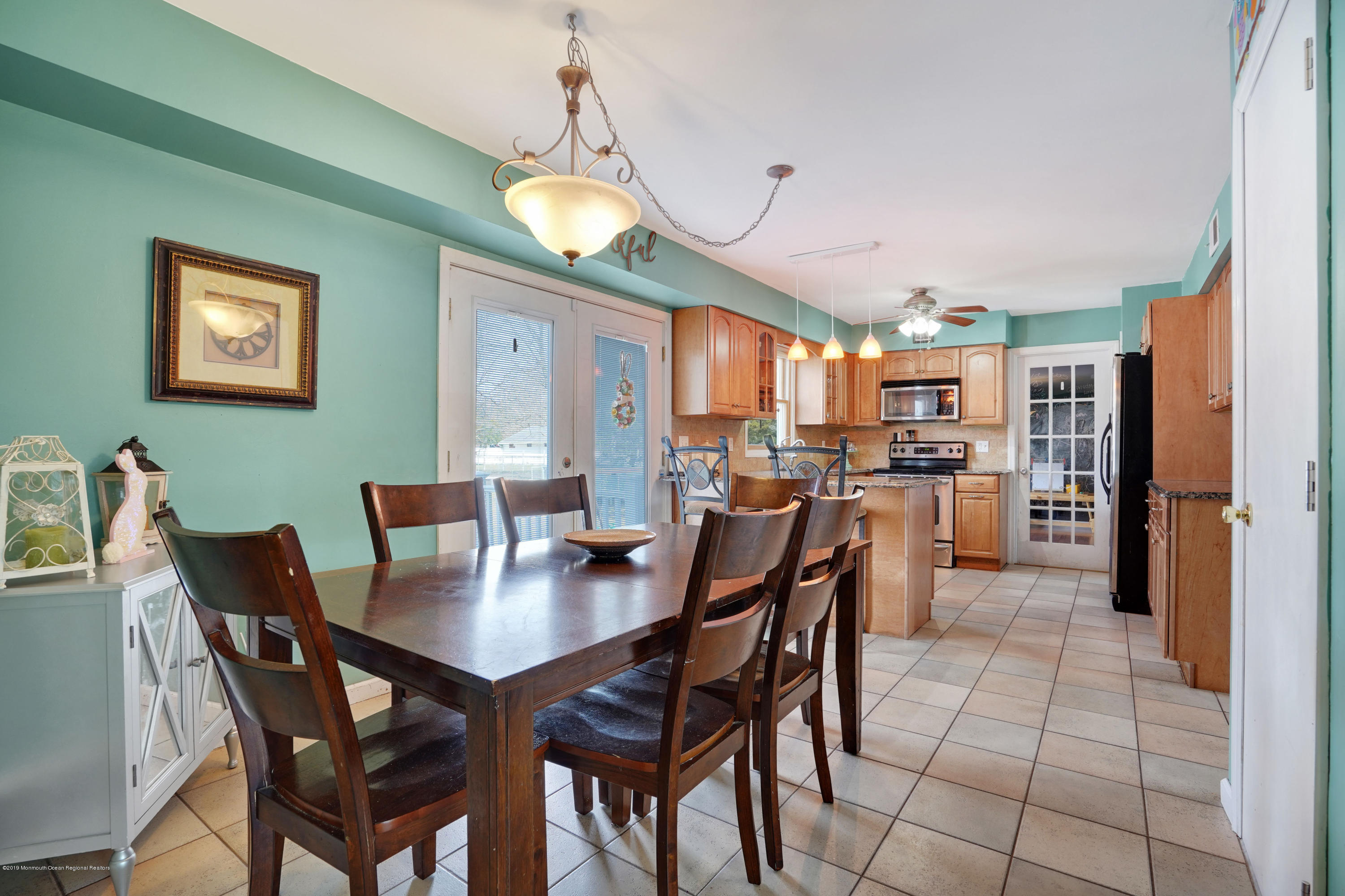 45 Driftway Road Howell, NJ 07731 - Photo 4 of 17 Eat in kitchen