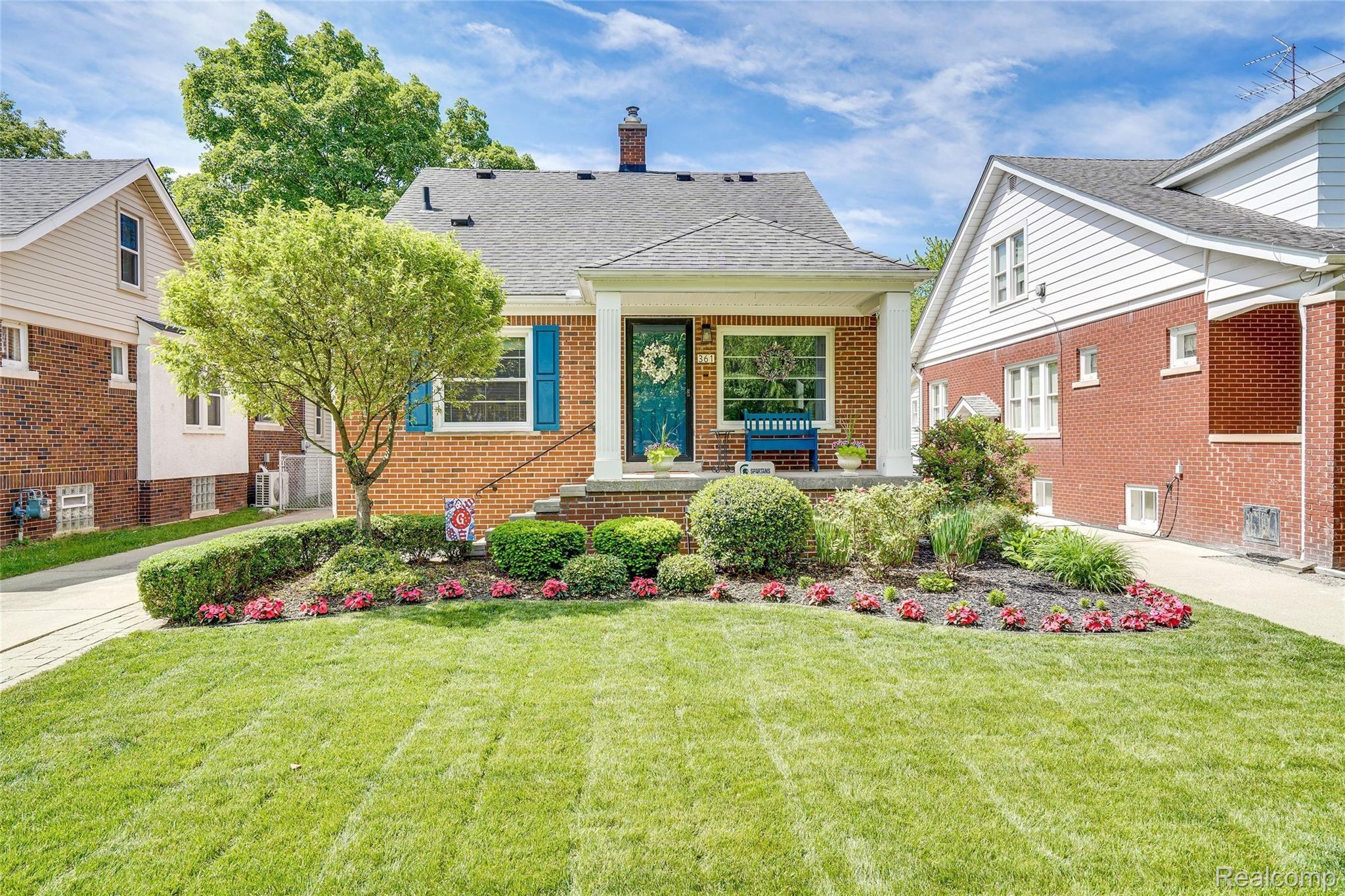 361 Kerby Road Grosse Pointe, MI 48236 - Photo 1 of 31 GrossePointe-1.jpg