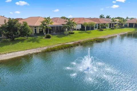 $989,000 | 11856 Leon Circle, Parkland, FL 33076