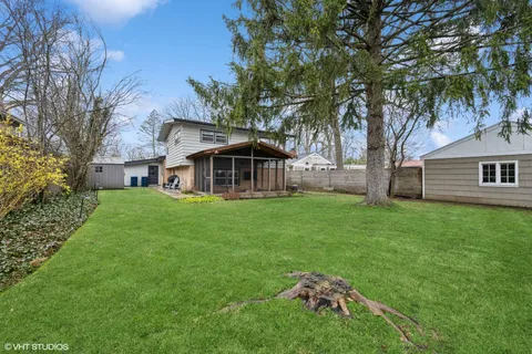 $5,000 | 1181 Sherwood Road, Highland Park, IL 60035