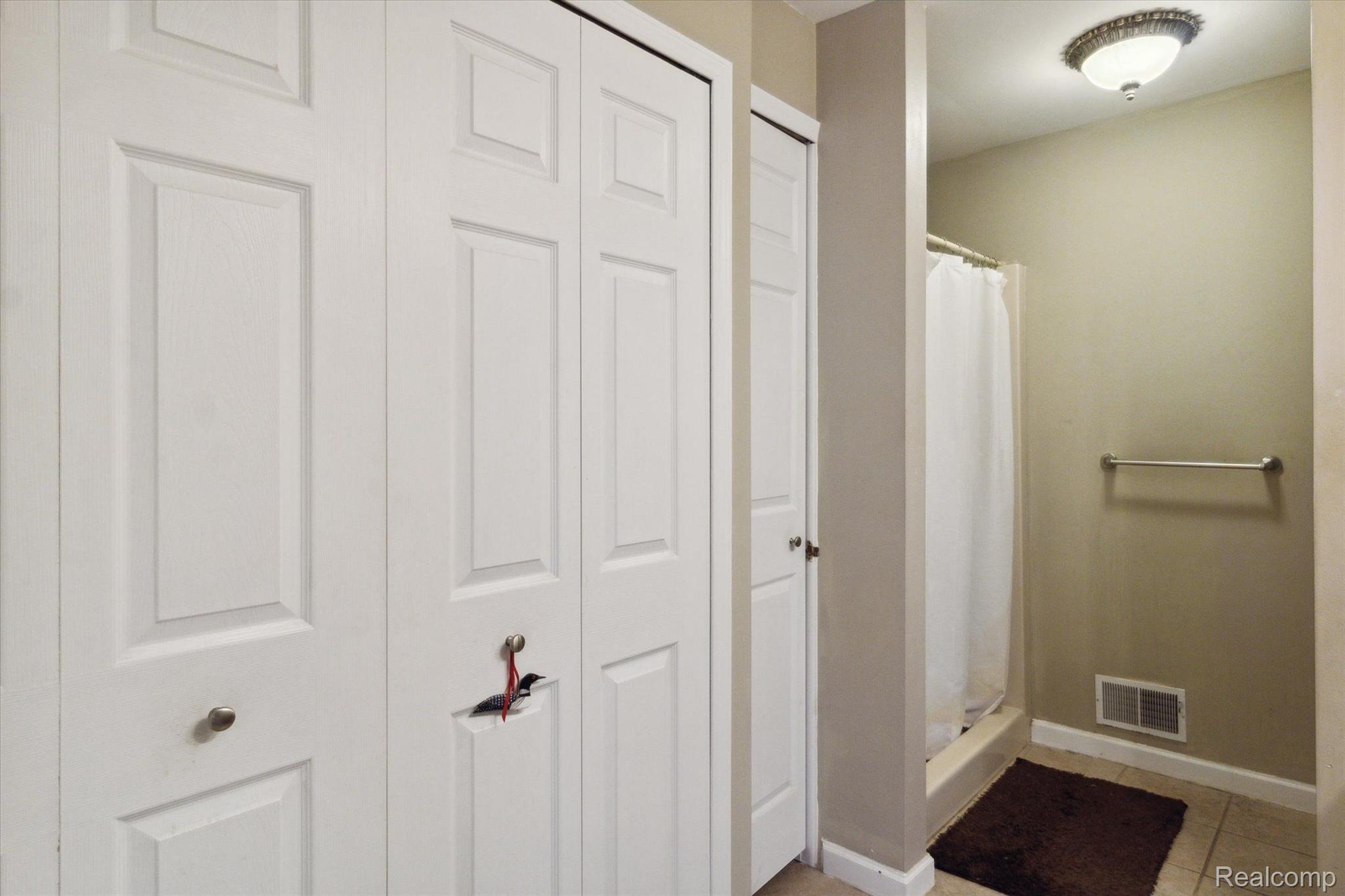 15448 Lobdell Road Linden, MI 48451 - Photo 32 of 63 Gallery Image 32