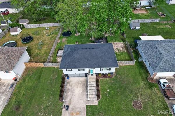 $315,000 | 1508 Danielle Drive, Lebanon, MO 65536