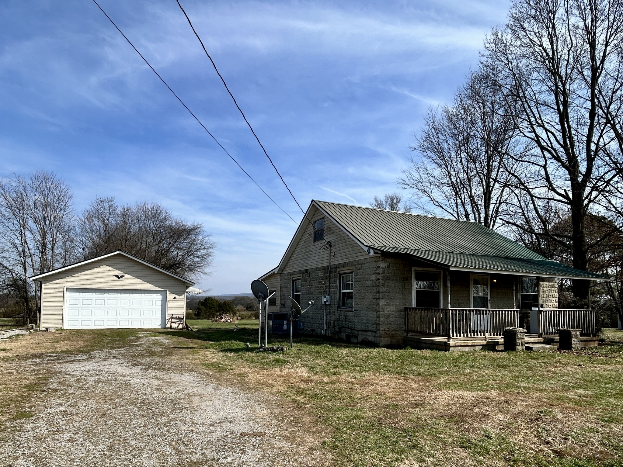 3754 Aedc Road Winchester, TN 37398 - Photo 3 of 16 a view of a house with a yard