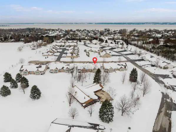 $399,900 | 4367 Autumn Hills Drive, Oshkosh, WI 54904