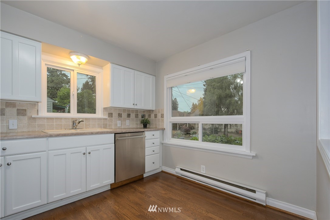 1315 Northeast Adams Street Camas, WA 98607 - Photo 9 of 19 Gallery Image 9