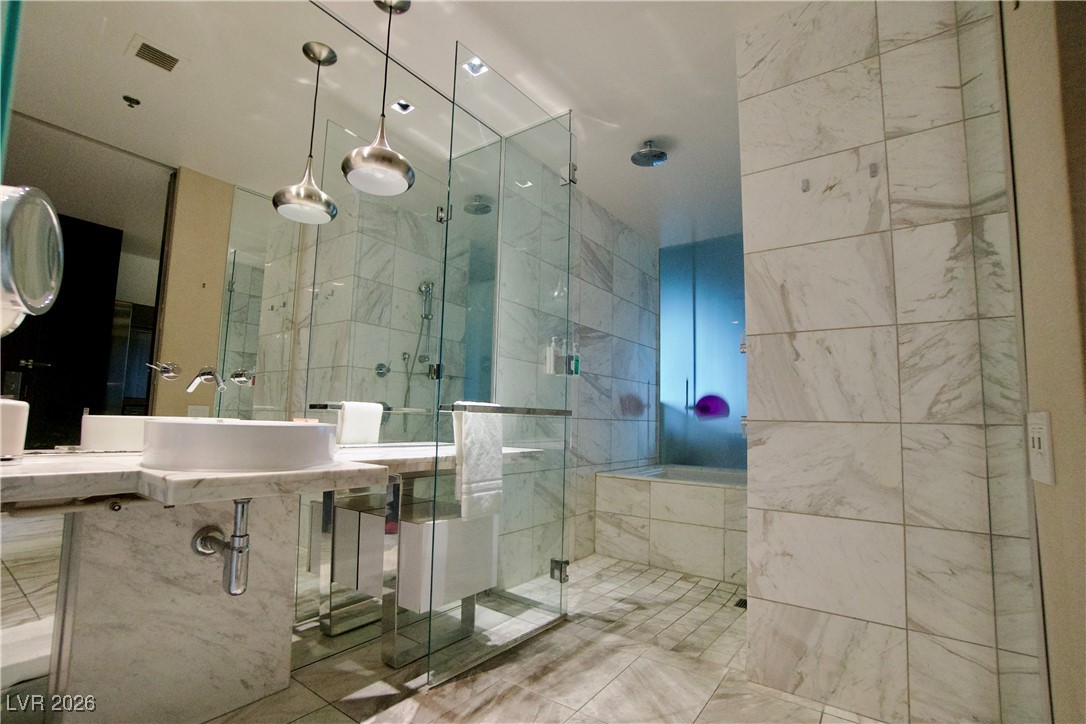 4381 West Flamingo Road, Unit 3616 Las Vegas, NV 89103 - Photo 6 of 28