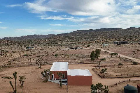 $399,000 | 2995 Ox Yoke Pass, Pioneertown, CA 92268